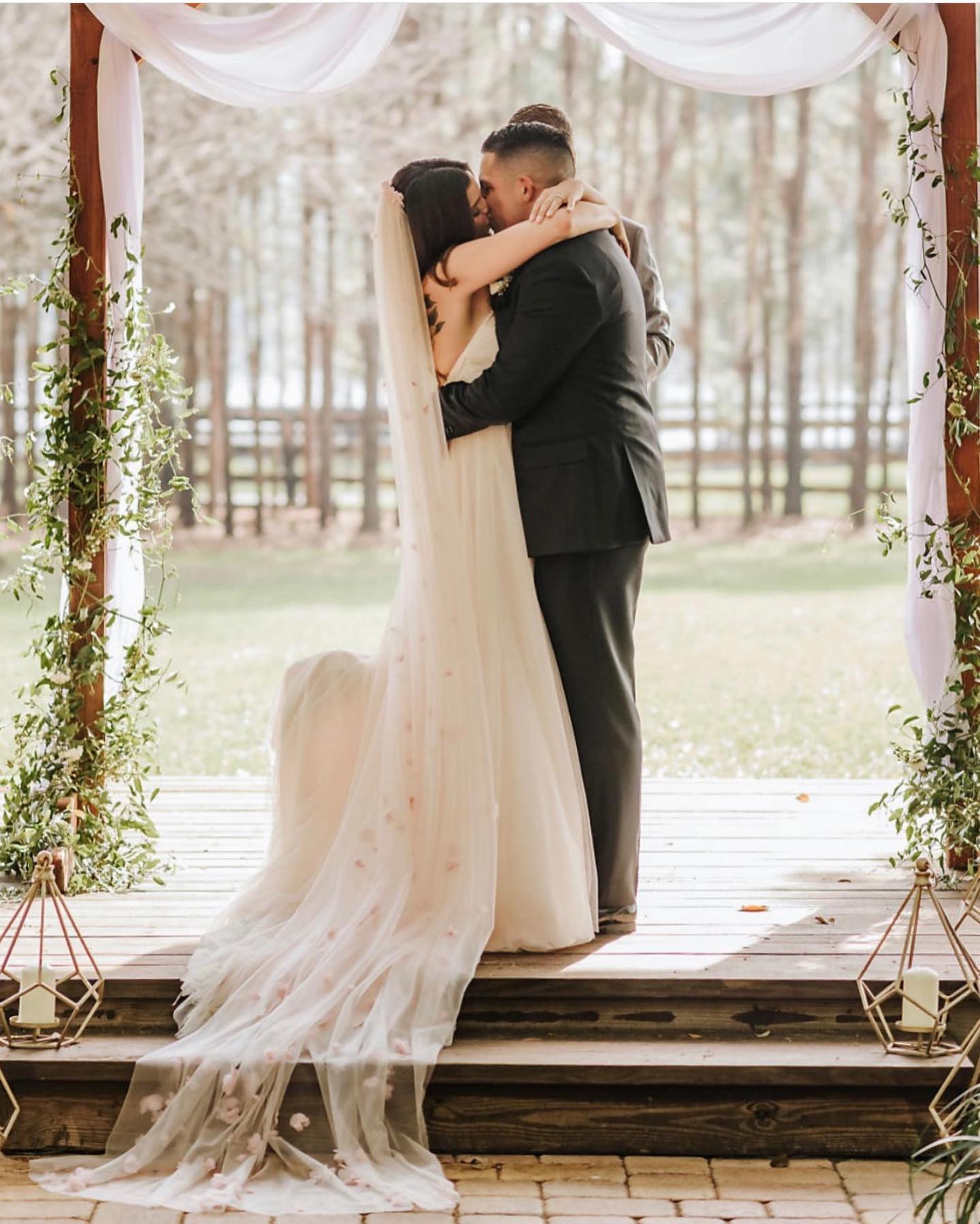 Gallery Image #slidesGrid24