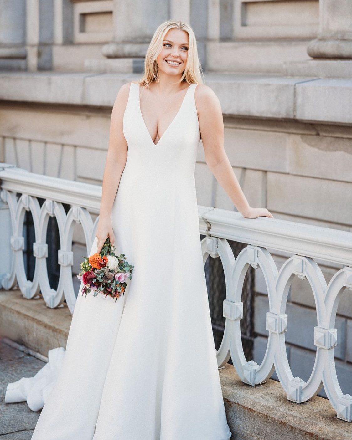 minerva's bridal outlet