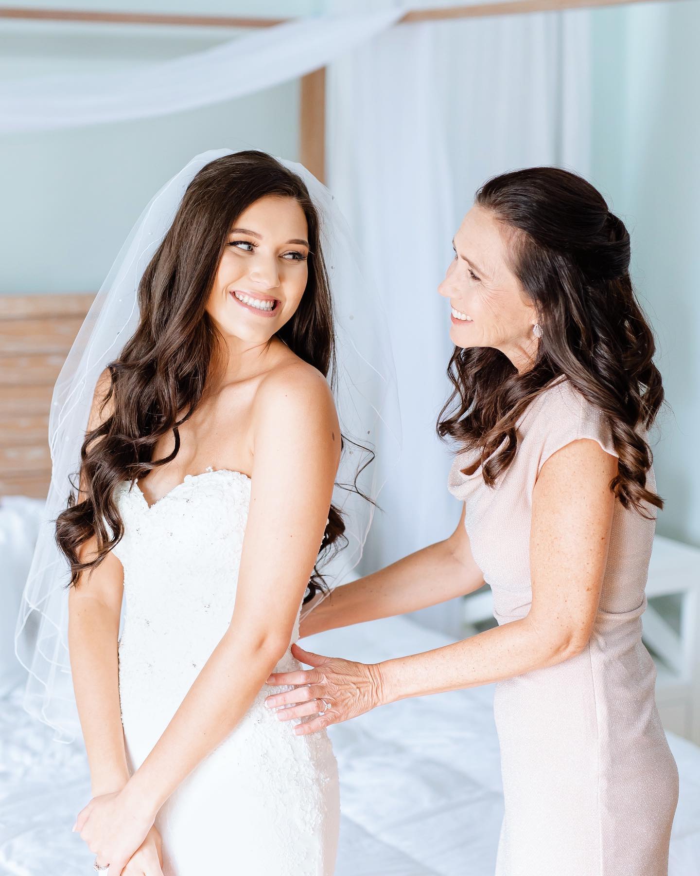 Gallery Image #slidesGrid36